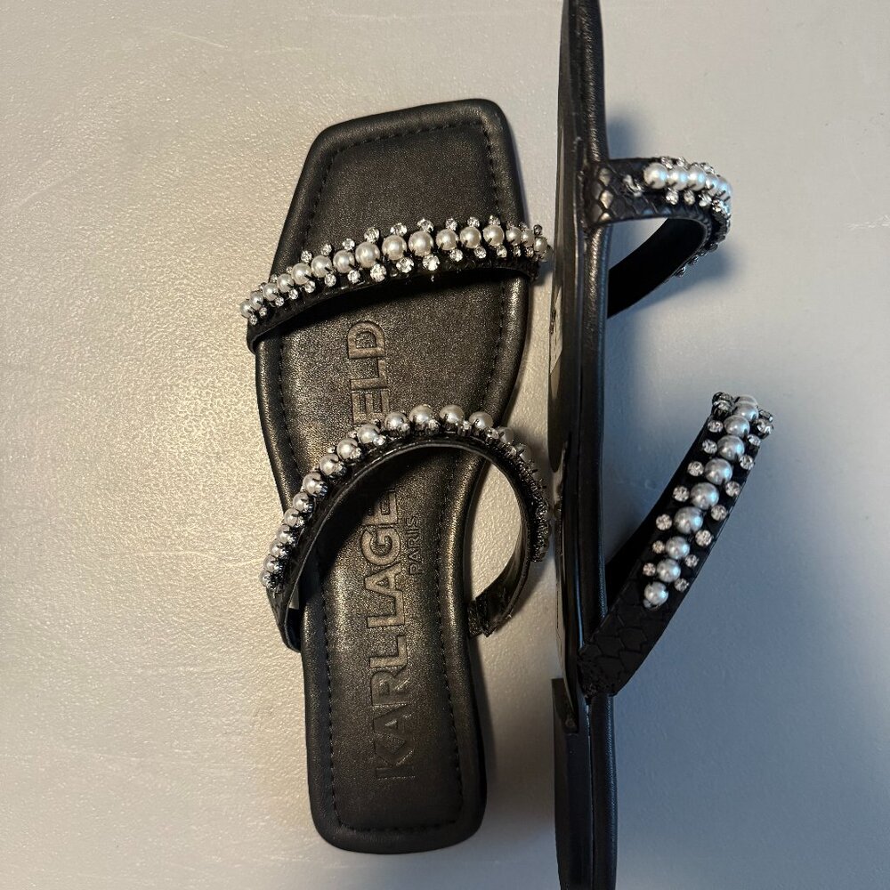 Dress slide